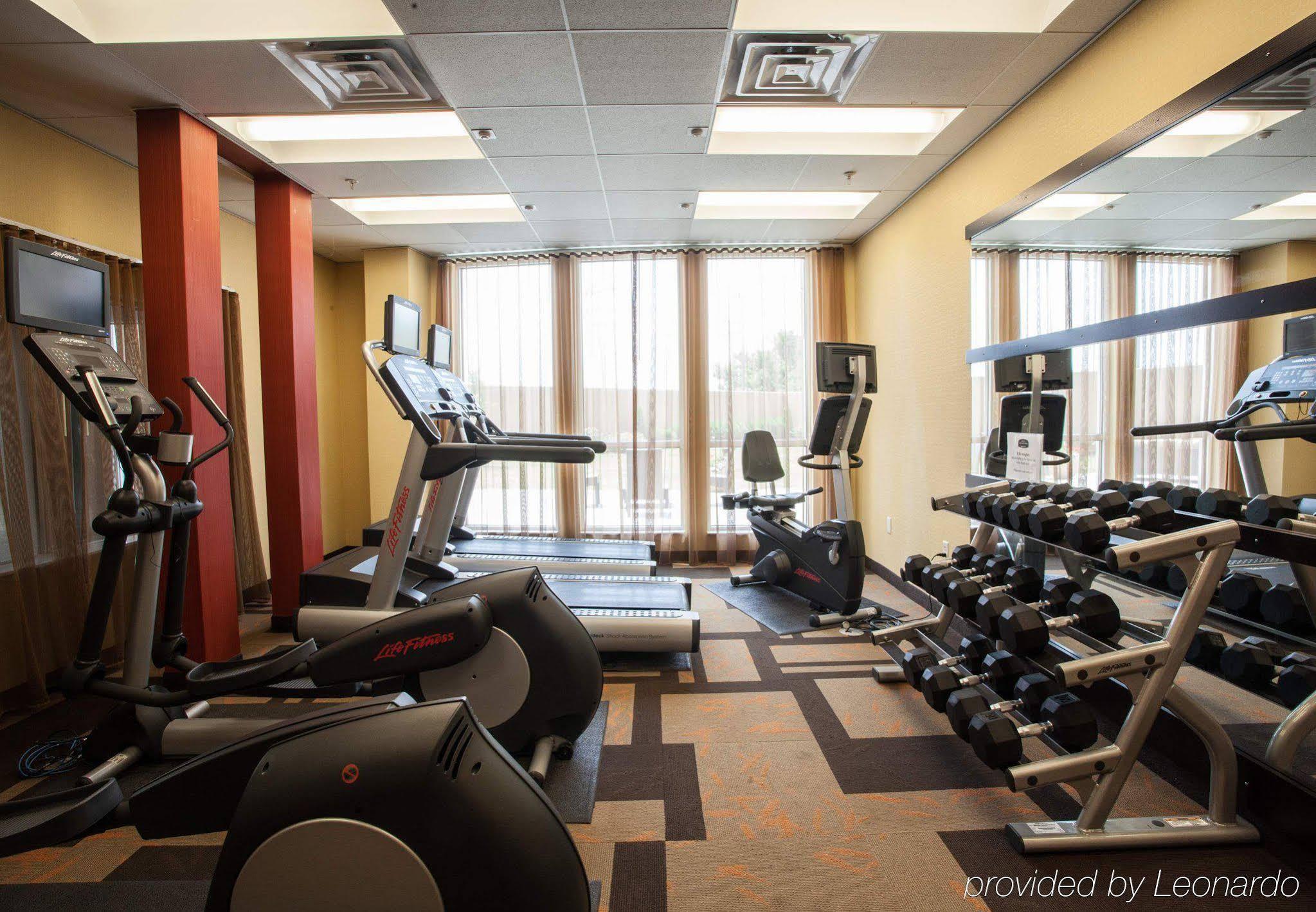 Hotel Courtyard By Marriott York Extérieur photo
