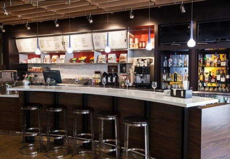 Hotel Courtyard By Marriott York Extérieur photo
