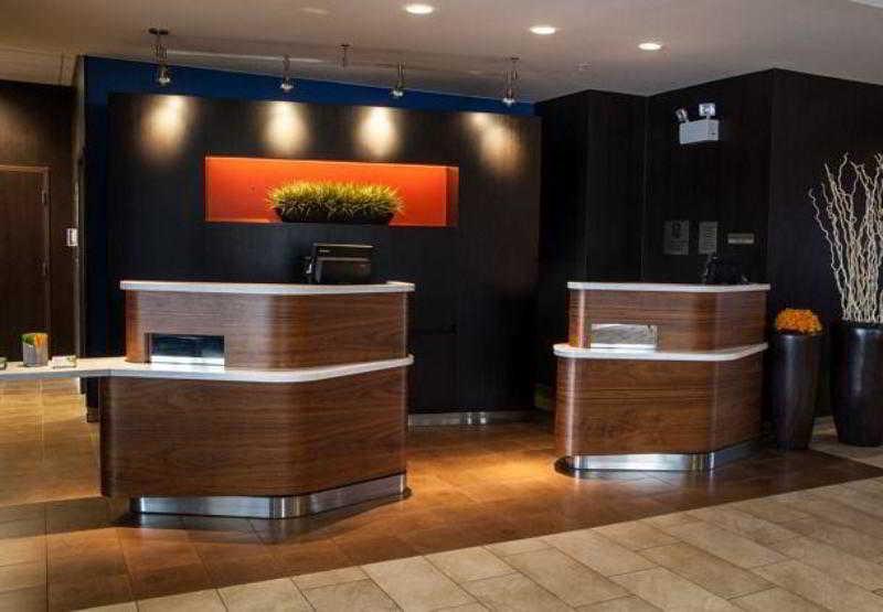 Hotel Courtyard By Marriott York Extérieur photo