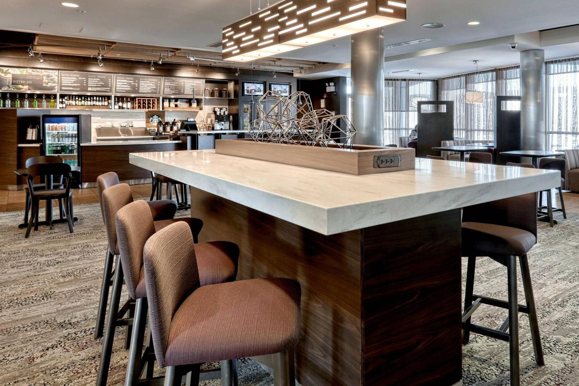 Hotel Courtyard By Marriott York Extérieur photo