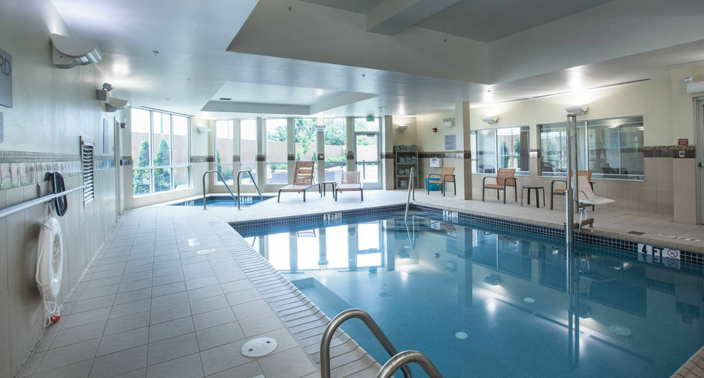Hotel Courtyard By Marriott York Extérieur photo